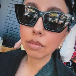 Meet your Posher, Jessica